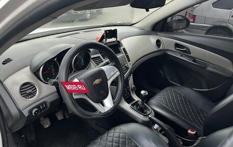 Chevrolet Cruze II, 2011 год, 349 000 рублей, 9 фотография