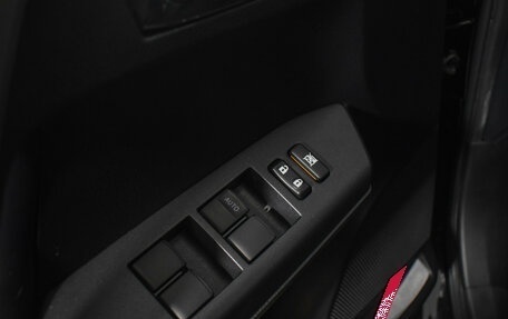 Toyota RAV4, 2018 год, 2 640 000 рублей, 11 фотография