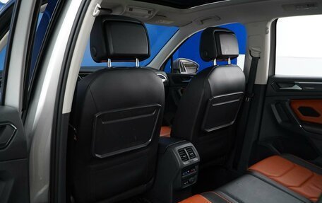 Volkswagen Tiguan II, 2018 год, 3 500 000 рублей, 12 фотография
