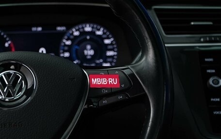 Volkswagen Tiguan II, 2018 год, 3 500 000 рублей, 16 фотография
