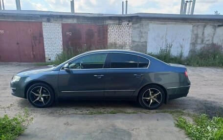 Volkswagen Passat B6, 2008 год, 550 000 рублей, 2 фотография