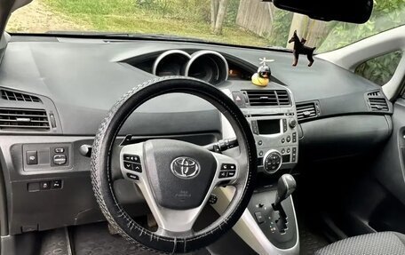 Toyota Verso I, 2010 год, 1 200 000 рублей, 10 фотография