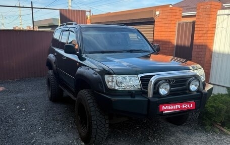 Toyota Land Cruiser 100 рестайлинг 2, 1998 год, 1 750 000 рублей, 2 фотография