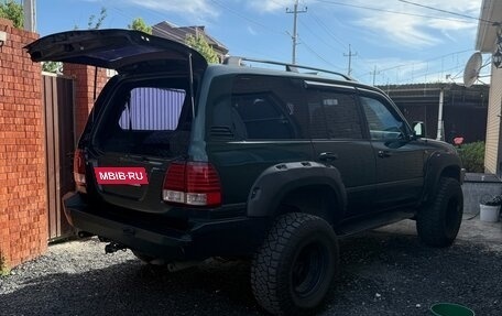 Toyota Land Cruiser 100 рестайлинг 2, 1998 год, 1 750 000 рублей, 10 фотография
