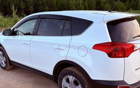 Toyota RAV4, 2013 год, 2 090 000 рублей, 6 фотография
