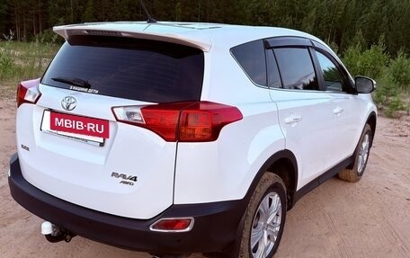 Toyota RAV4, 2013 год, 2 090 000 рублей, 4 фотография