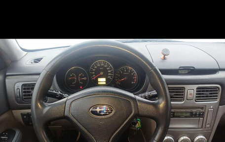 Subaru Forester, 2005 год, 600 000 рублей, 4 фотография