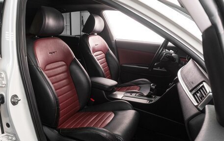 KIA Optima IV, 2018 год, 1 837 070 рублей, 8 фотография
