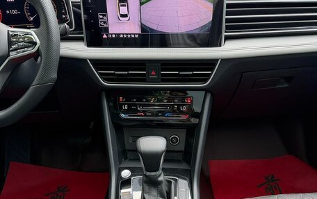 Volkswagen Tiguan II, 2023 год, 1 860 000 рублей, 11 фотография