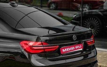 BMW 7 серия, 2018 год, 2 699 000 рублей, 11 фотография
