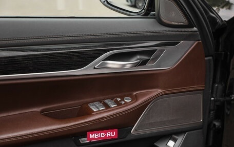 BMW 7 серия, 2018 год, 2 699 000 рублей, 25 фотография
