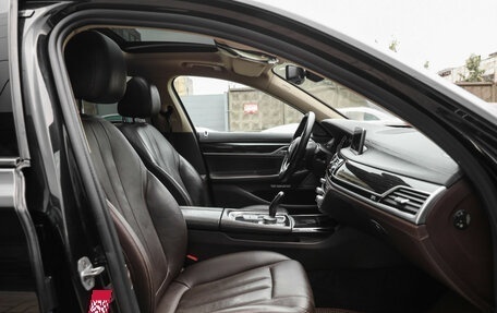 BMW 7 серия, 2018 год, 2 699 000 рублей, 30 фотография