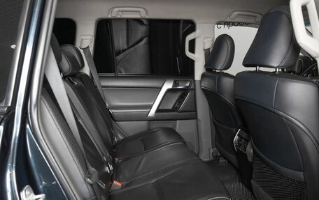 Toyota Land Cruiser Prado 150 рестайлинг 2, 2010 год, 2 686 700 рублей, 8 фотография