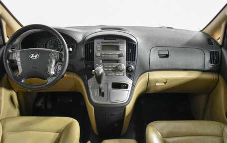 Hyundai Grand Starex Grand Starex I рестайлинг 2, 2010 год, 1 090 000 рублей, 16 фотография