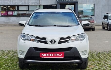 Toyota RAV4, 2014 год, 1 780 000 рублей, 24 фотография