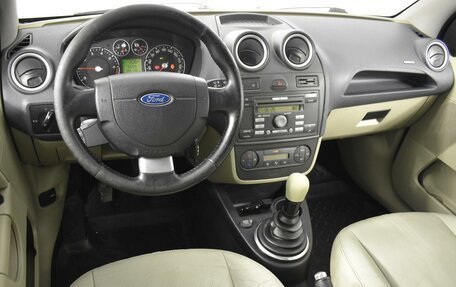 Ford Fiesta, 2006 год, 427 100 рублей, 6 фотография