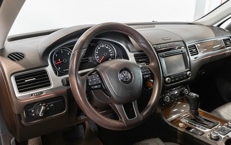 Volkswagen Touareg III, 2015 год, 2 789 000 рублей, 5 фотография