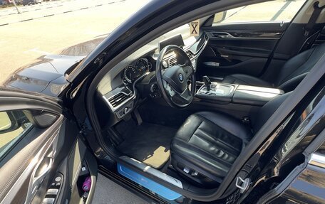 BMW 7 серия, 2017 год, 2 800 000 рублей, 7 фотография