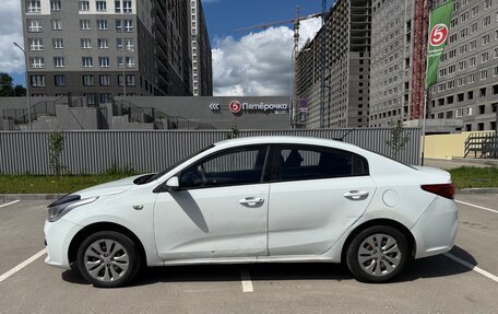 KIA Rio IV, 2018 год, 570 000 рублей, 2 фотография