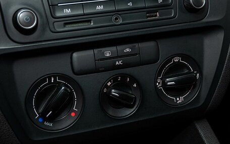 Volkswagen Jetta VI, 2015 год, 1 035 000 рублей, 11 фотография