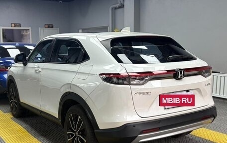 Honda Vezel, 2023 год, 1 370 000 рублей, 4 фотография