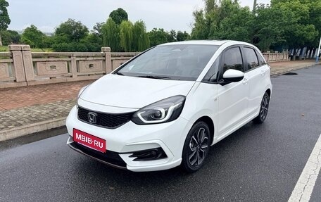 Honda Fit, 2022 год, 1 000 000 рублей, 1 фотография