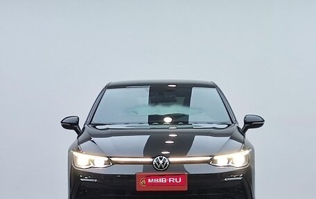 Volkswagen Golf VIII, 2023 год, 1 310 000 рублей, 2 фотография