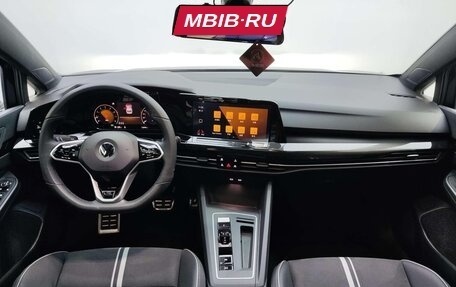 Volkswagen Golf VIII, 2023 год, 1 310 000 рублей, 10 фотография