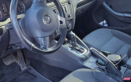 Volkswagen Jetta VI, 2014 год, 1 150 000 рублей, 4 фотография