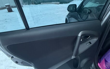 Toyota RAV4, 2010 год, 1 700 000 рублей, 3 фотография