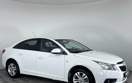 Chevrolet Cruze II, 2012 год, 597 000 рублей, 3 фотография