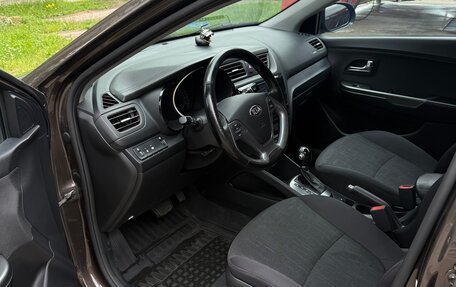 KIA Rio III рестайлинг, 2015 год, 1 249 000 рублей, 16 фотография