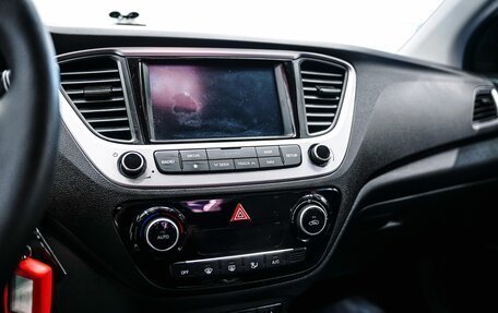 Hyundai Solaris II рестайлинг, 2017 год, 1 229 000 рублей, 20 фотография