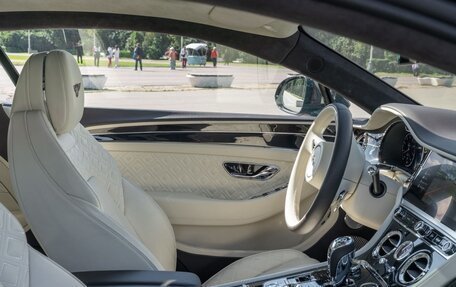 Bentley Continental GT III, 2021 год, 21 000 000 рублей, 22 фотография