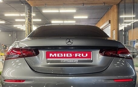Mercedes-Benz E-Класс, 2021 год, 4 299 000 рублей, 5 фотография