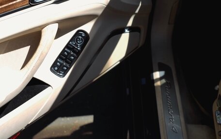Porsche Panamera II рестайлинг, 2011 год, 2 500 000 рублей, 20 фотография