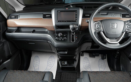 Honda Freed II, 2022 год, 2 199 000 рублей, 12 фотография