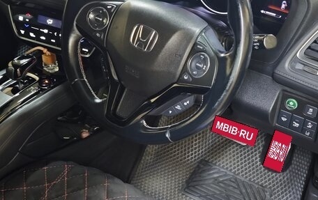 Honda Vezel, 2018 год, 2 350 000 рублей, 15 фотография