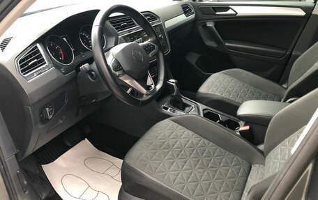 Volkswagen Tiguan II, 2022 год, 3 155 000 рублей, 9 фотография