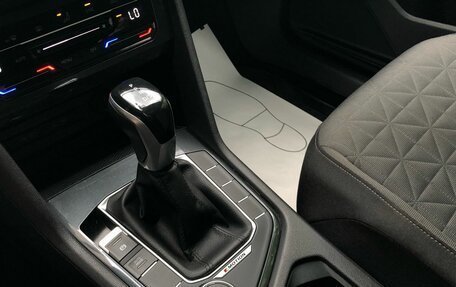 Volkswagen Tiguan II, 2022 год, 3 155 000 рублей, 18 фотография