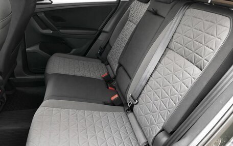 Volkswagen Tiguan II, 2022 год, 3 155 000 рублей, 21 фотография