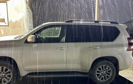 Toyota Land Cruiser Prado 150 рестайлинг 2, 2015 год, 4 200 000 рублей, 3 фотография