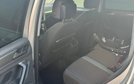 Volkswagen Tiguan II, 2020 год, 2 650 000 рублей, 10 фотография
