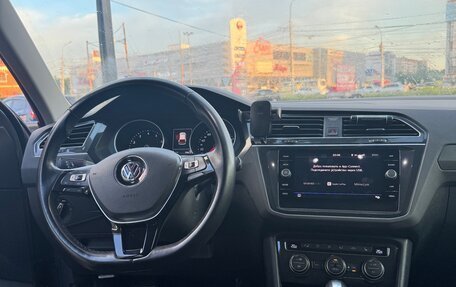 Volkswagen Tiguan II, 2020 год, 2 650 000 рублей, 11 фотография