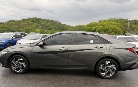 Hyundai Avante, 2023 год, 1 700 000 рублей, 5 фотография