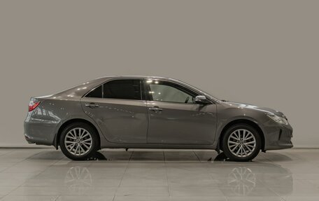 Toyota Camry, 2016 год, 2 090 000 рублей, 5 фотография