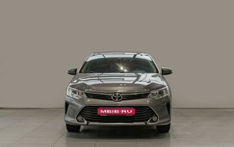 Toyota Camry, 2016 год, 2 090 000 рублей, 3 фотография