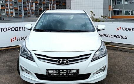 Hyundai Solaris II рестайлинг, 2015 год, 1 079 000 рублей, 2 фотография