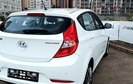 Hyundai Solaris II рестайлинг, 2015 год, 1 079 000 рублей, 5 фотография