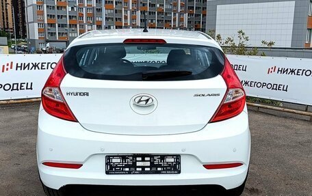 Hyundai Solaris II рестайлинг, 2015 год, 1 079 000 рублей, 4 фотография
